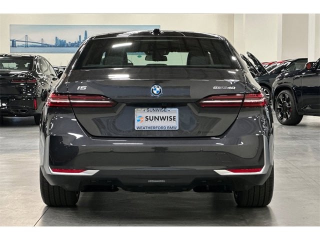 2026 BMW i5 eDrive40