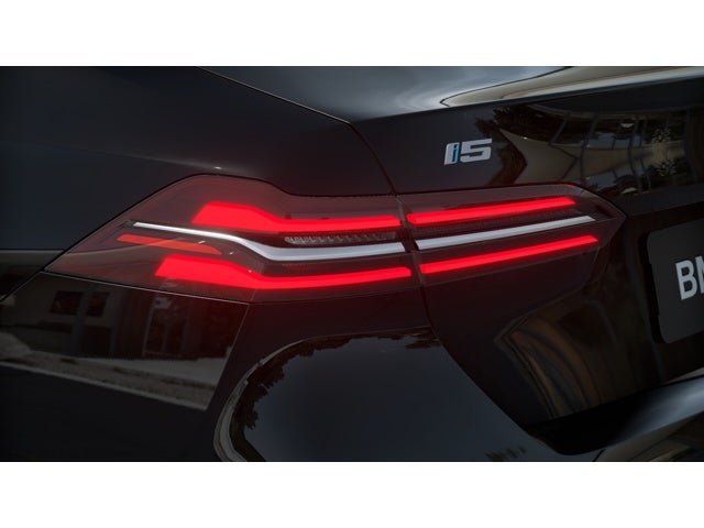 2026 BMW i5 eDrive40