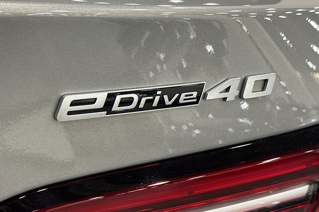 2027 BMW i5 eDrive40
