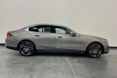 2027 BMW i5 eDrive40