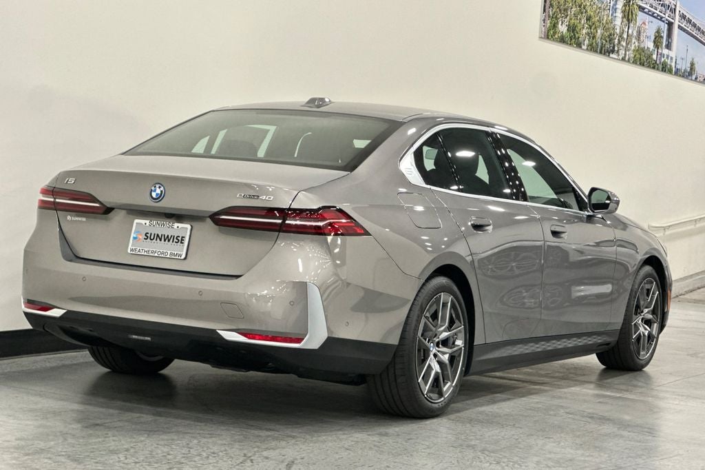 2027 BMW i5 eDrive40