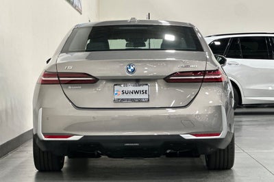 2027 BMW i5 eDrive40