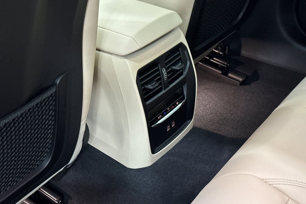 2023 BMW i4 eDrive40