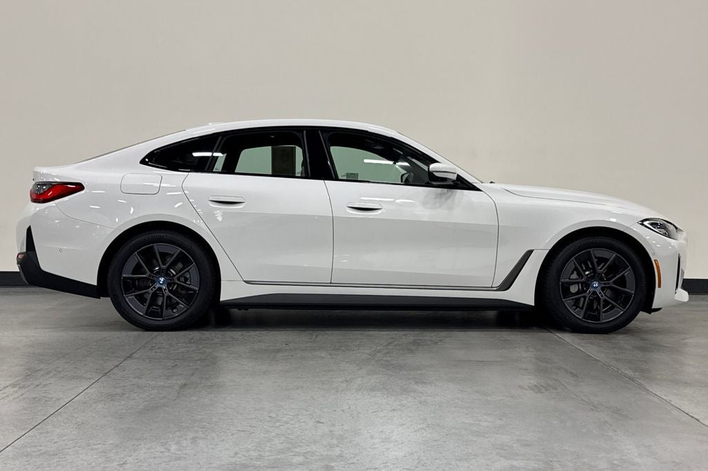 2023 BMW i4 eDrive40