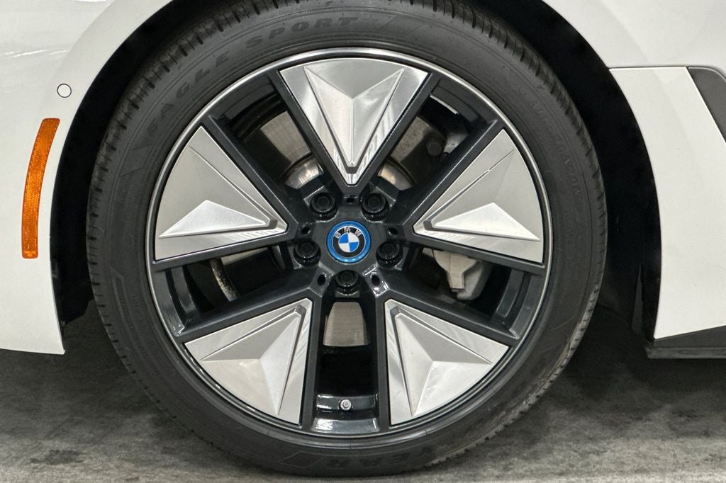 2023 BMW i4 eDrive40