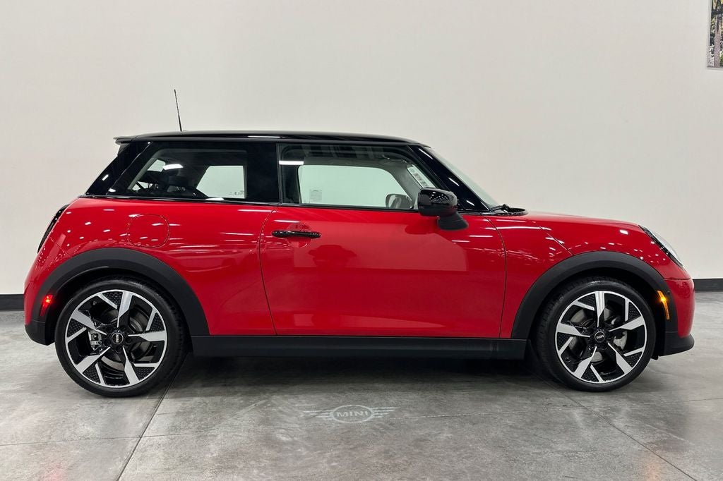 2025 MINI Cooper S Signature Plus