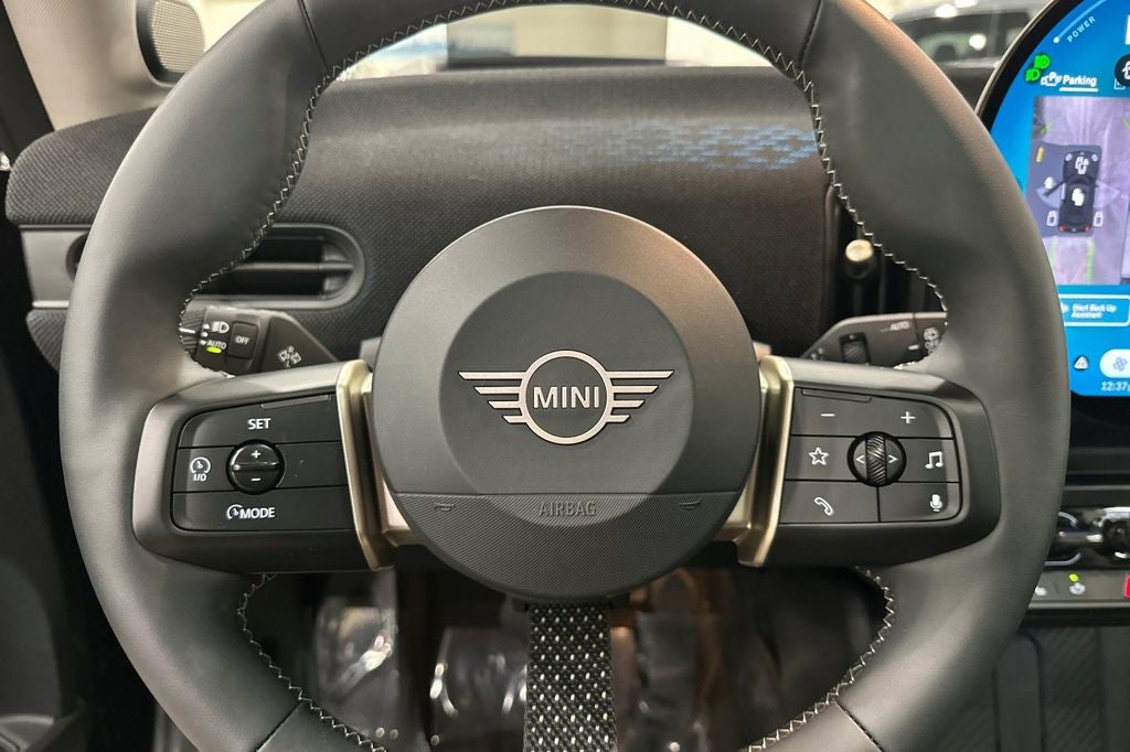 2025 MINI Cooper S Iconic