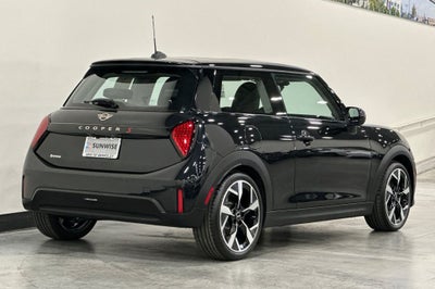 2025 MINI Cooper S Iconic