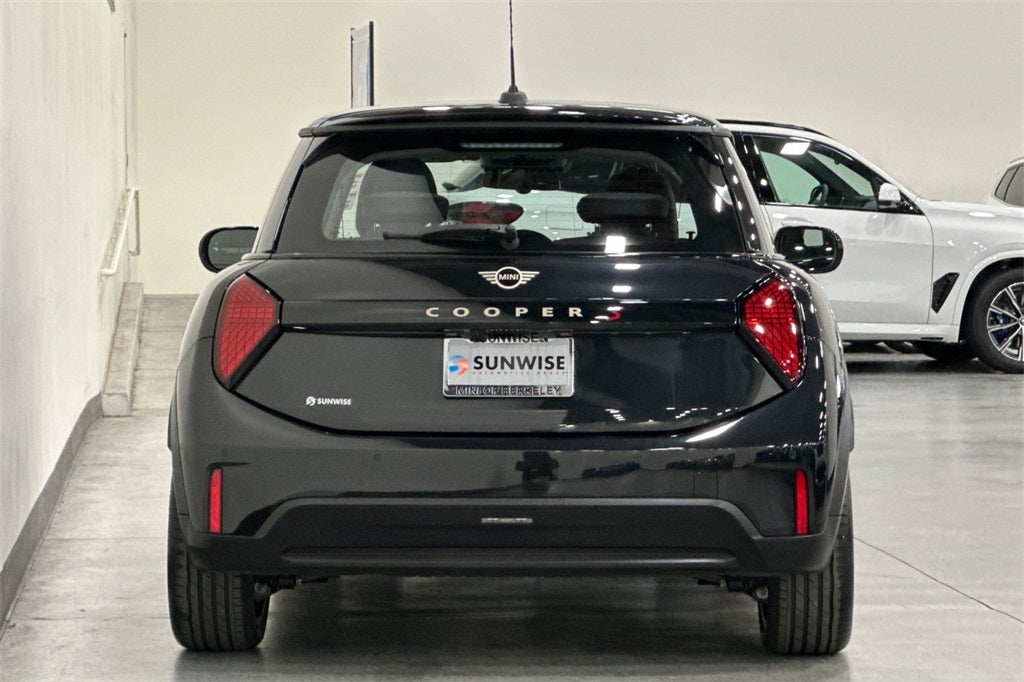 2025 MINI Cooper S Iconic