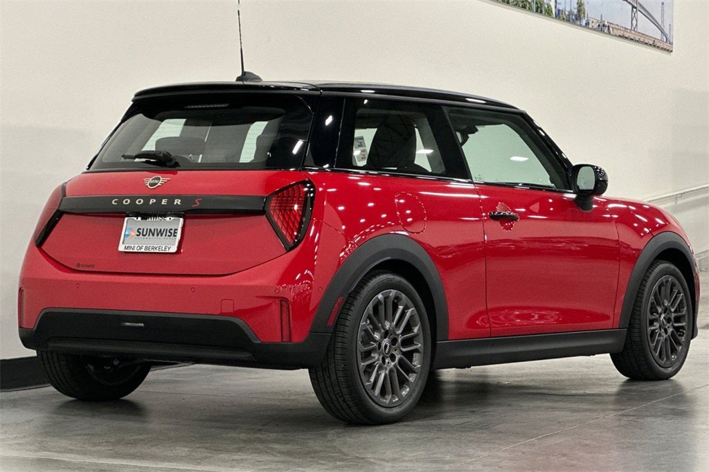 2025 MINI Hardtop 2 Door Cooper S