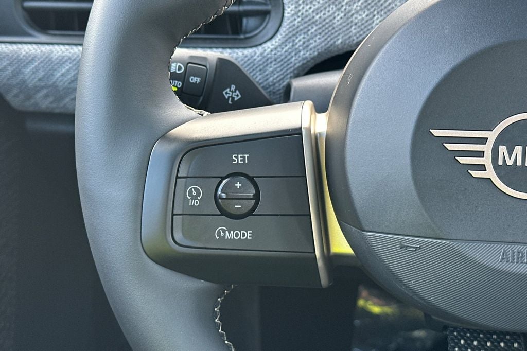 2025 MINI Cooper S Signature Plus