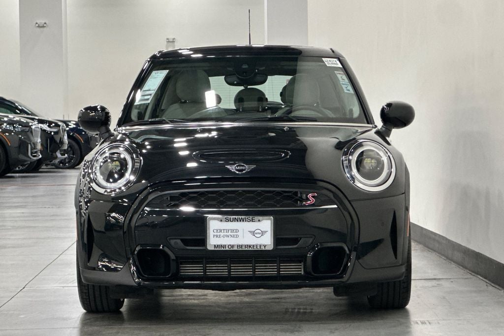 2024 MINI Cooper S Iconic