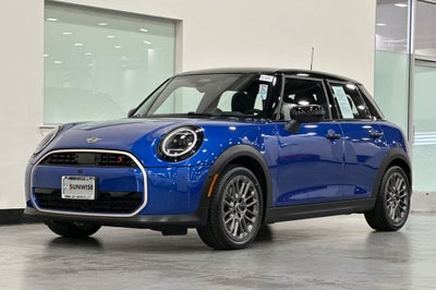 2025 MINI Cooper S Iconic