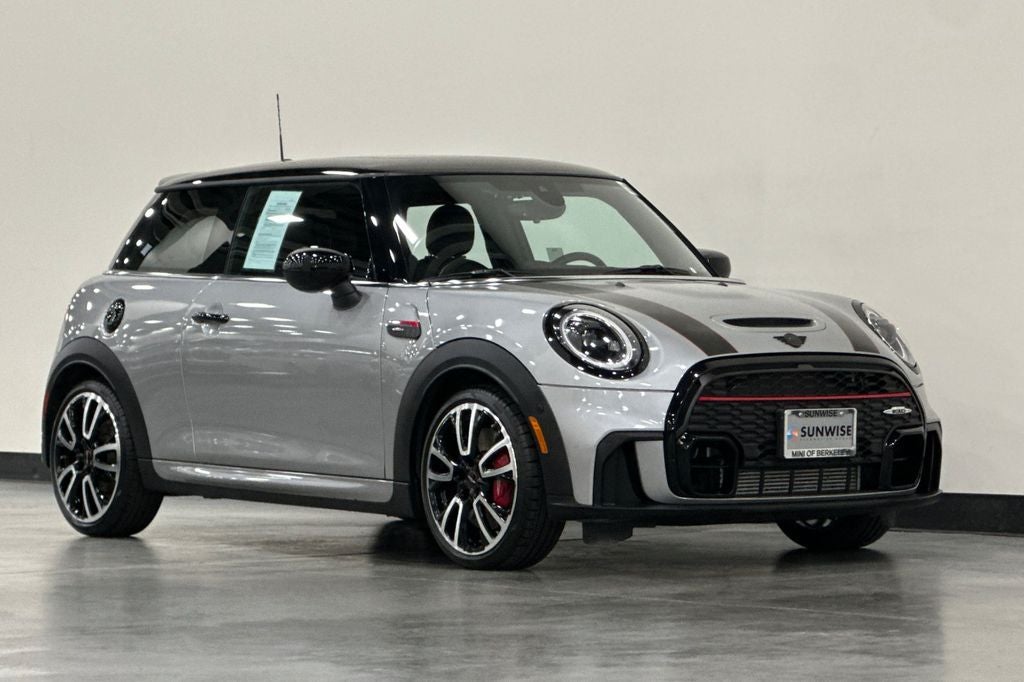 2024 MINI John Cooper Works Iconic