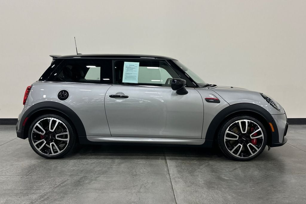 2024 MINI John Cooper Works Iconic
