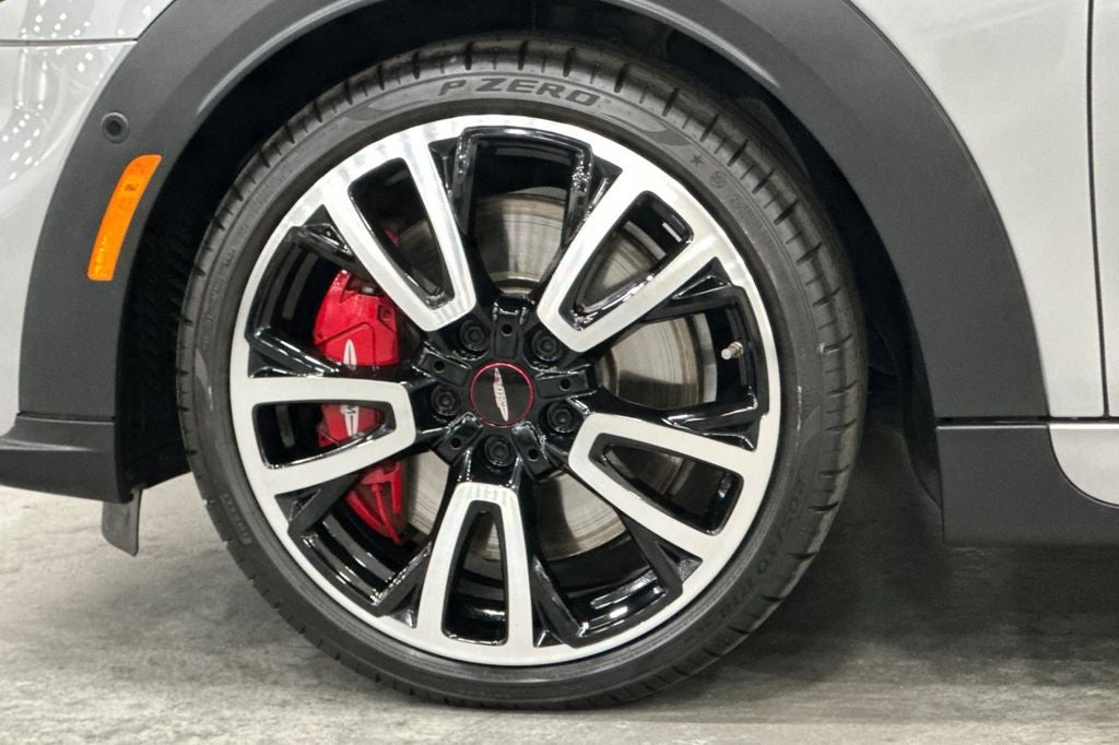 2024 MINI John Cooper Works Iconic
