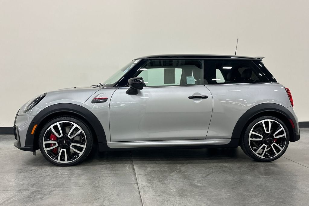 2024 MINI John Cooper Works Iconic