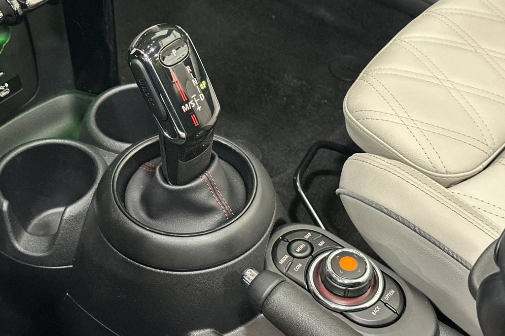 2021 MINI John Cooper Works Iconic