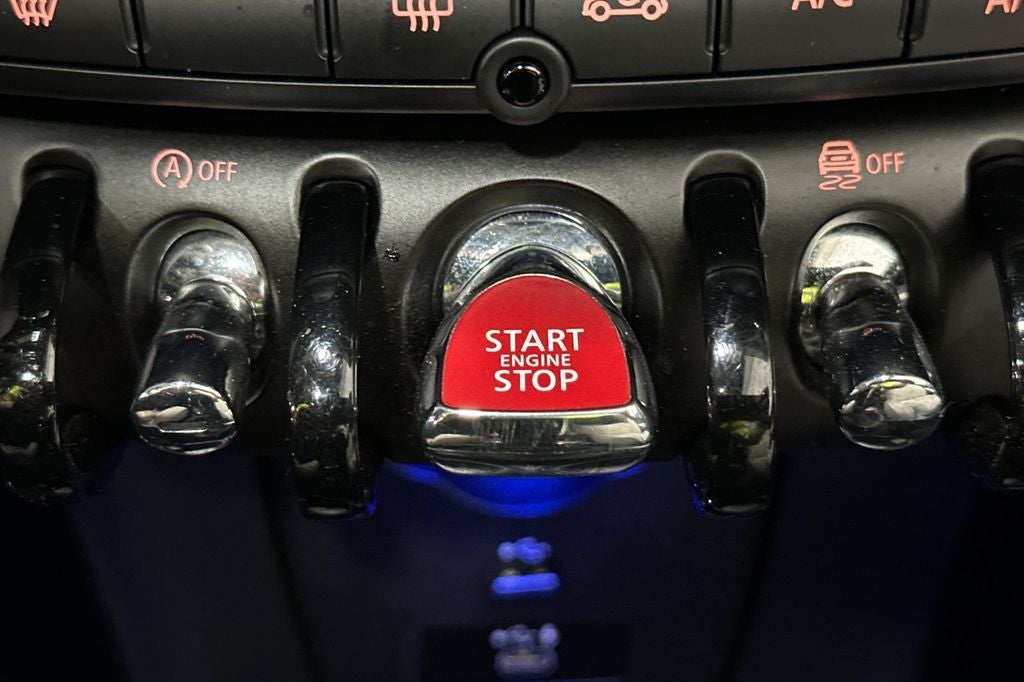 2021 MINI John Cooper Works Iconic