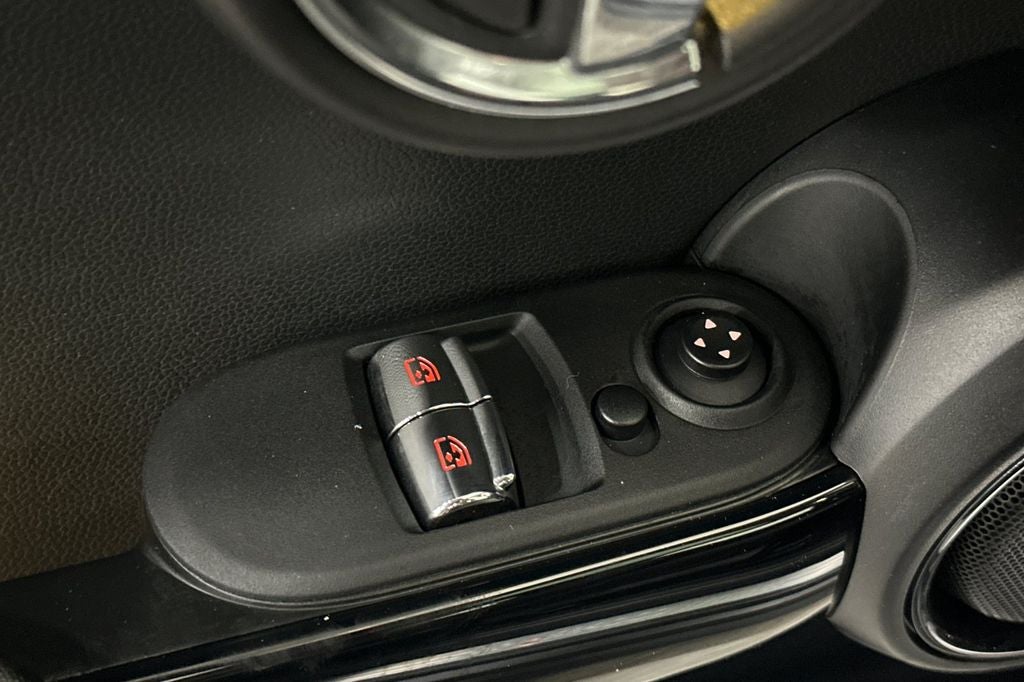 2017 MINI Cooper S Base