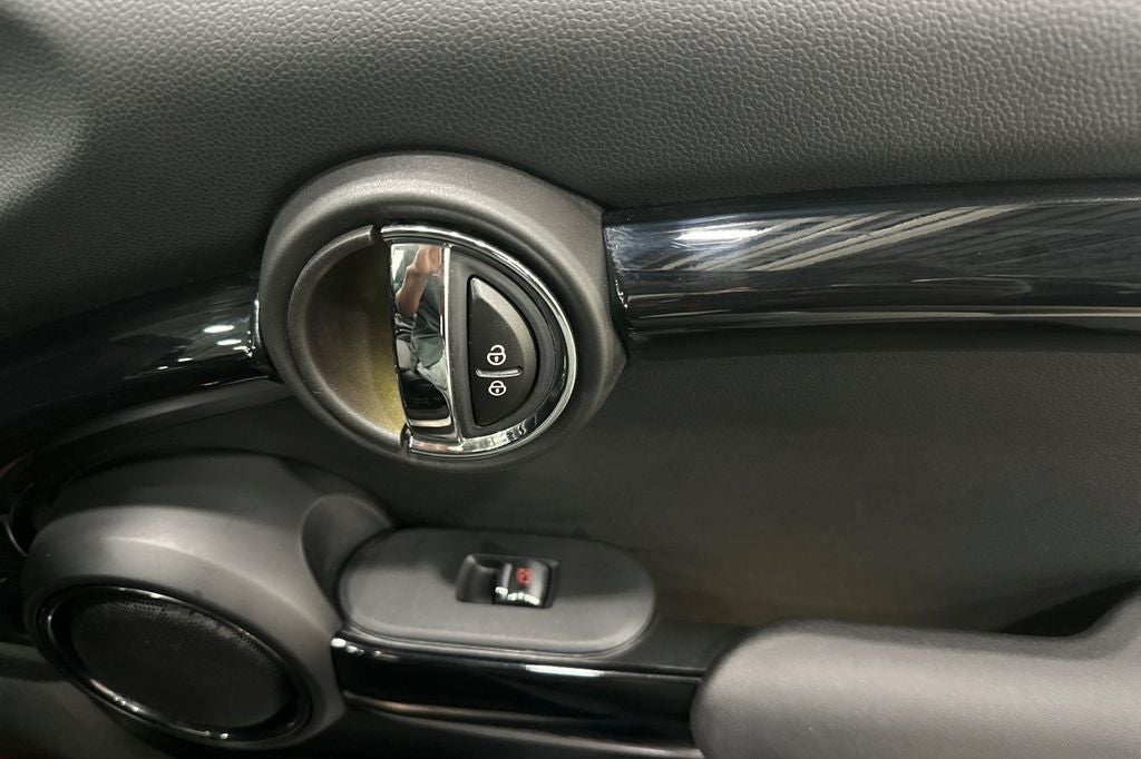 2017 MINI Cooper S Base