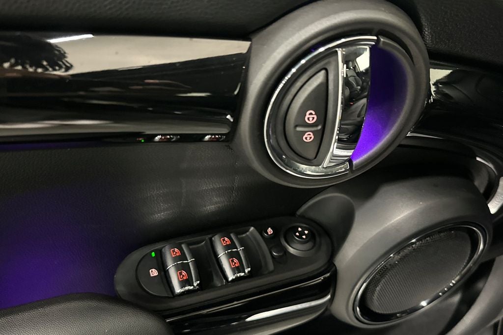 2020 MINI Cooper S Signature