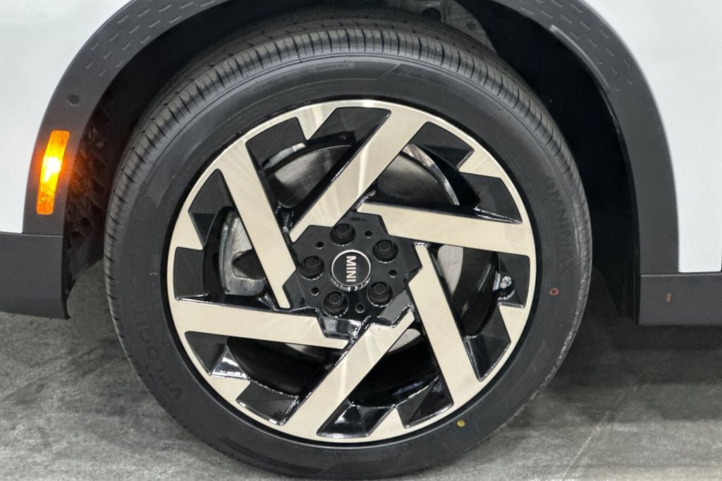 2025 MINI Cooper S Countryman Signature Plus
