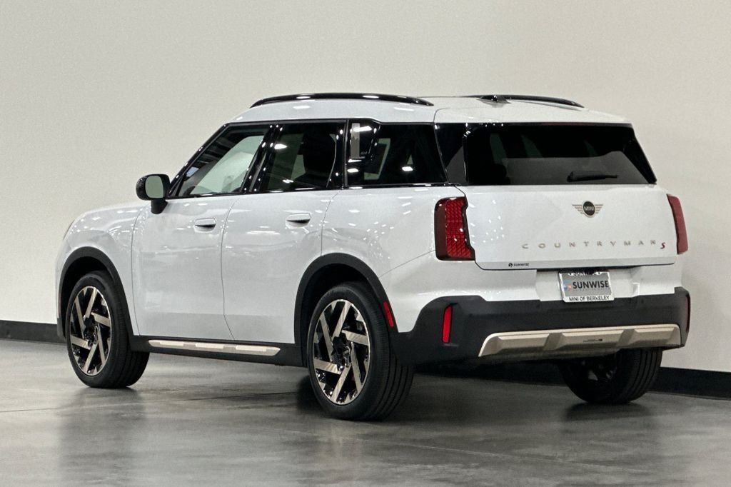 2025 MINI Cooper S Countryman Signature Plus
