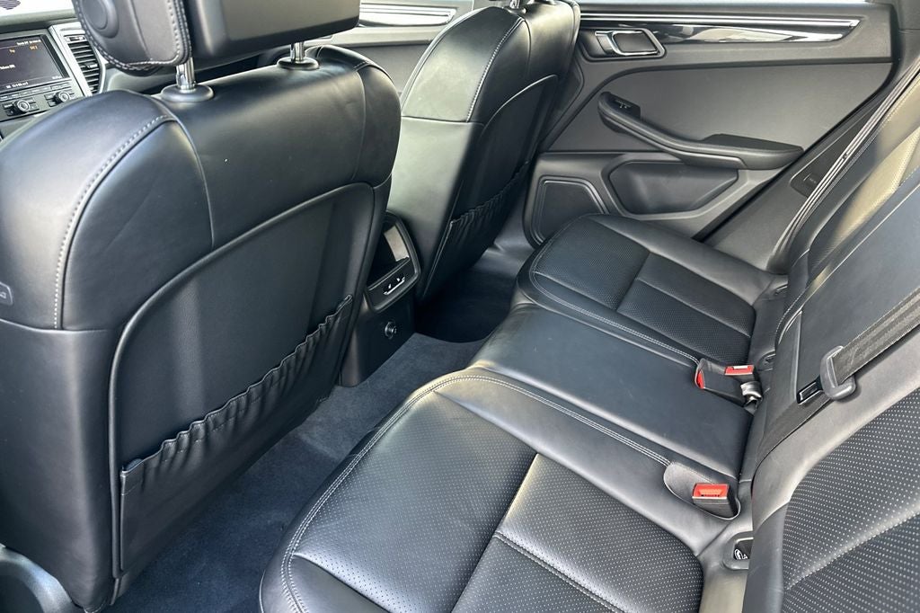 2015 Porsche Macan S