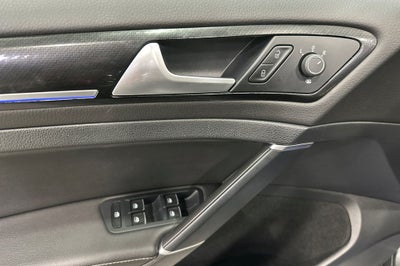 2019 Volkswagen Golf R DCC & Navigation 4Motion