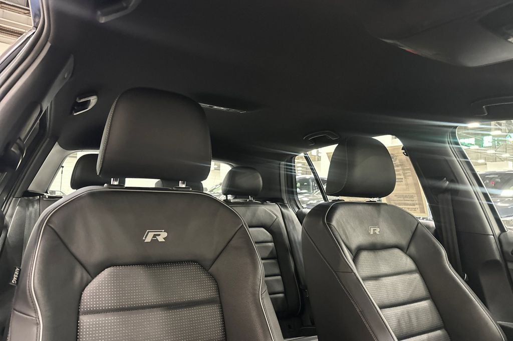 2019 Volkswagen Golf R DCC & Navigation 4Motion