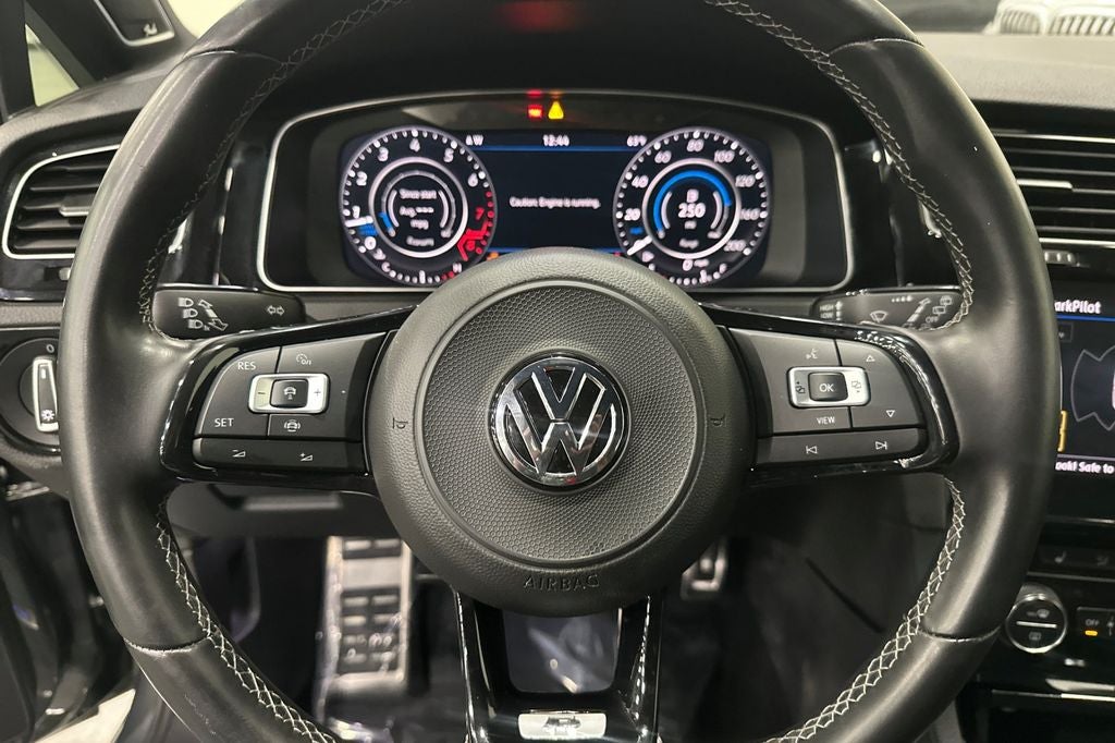 2019 Volkswagen Golf R DCC & Navigation 4Motion
