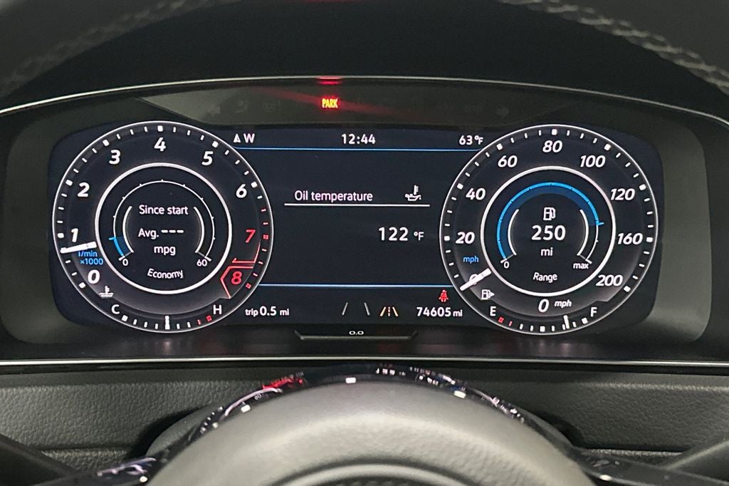 2019 Volkswagen Golf R DCC & Navigation 4Motion