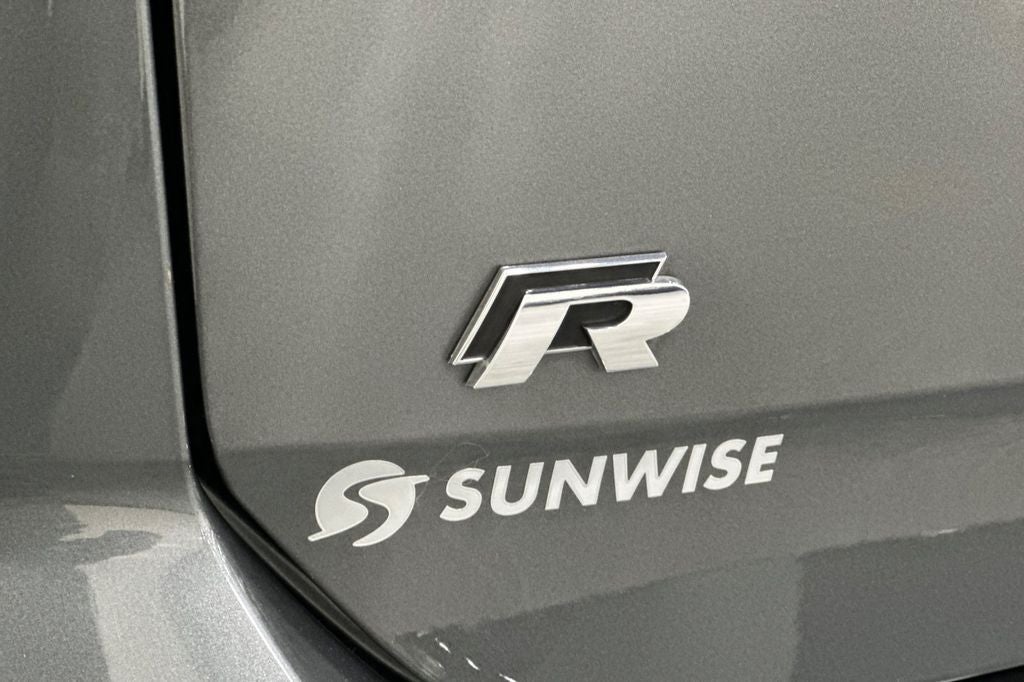 2019 Volkswagen Golf R DCC & Navigation 4Motion