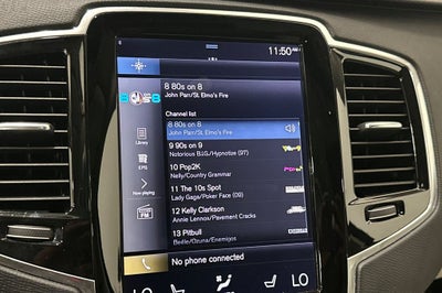 2017 Volvo XC90 T6 Momentum