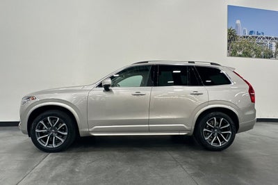 2017 Volvo XC90 T6 Momentum