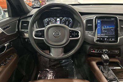 2019 Volvo XC90 T6 Momentum