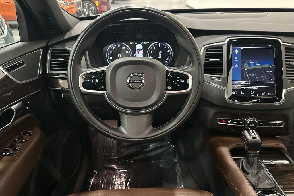 2019 Volvo XC90 T6 Momentum