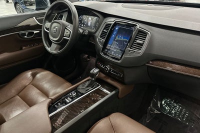 2019 Volvo XC90 T6 Momentum