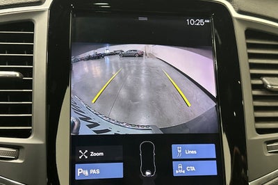 2019 Volvo XC90 T6 Momentum