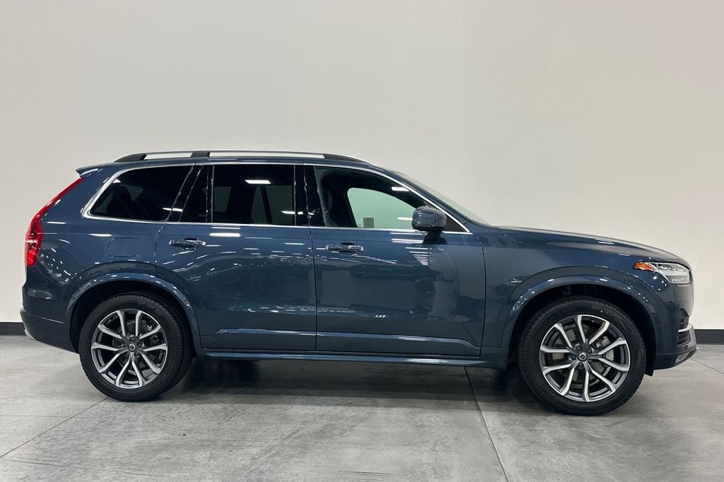 2019 Volvo XC90 T6 Momentum