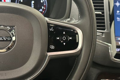 2019 Volvo XC90 T6 Momentum