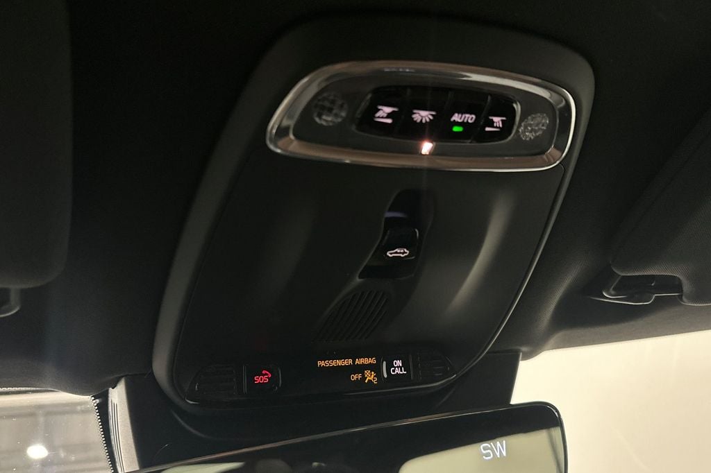 2019 Volvo XC90 T6 Momentum