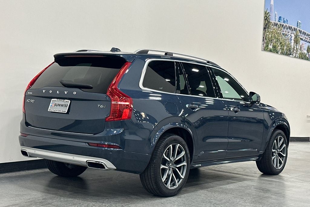 2019 Volvo XC90 T6 Momentum