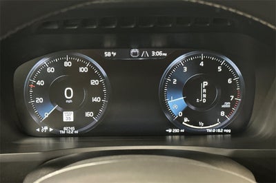 2019 Volvo XC90 T6 R-Design