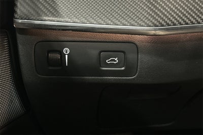 2019 Volvo XC90 T6 R-Design