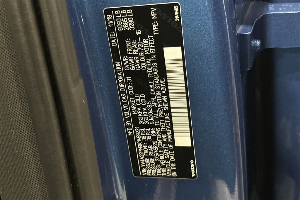 2019 Volvo XC90 T6 R-Design