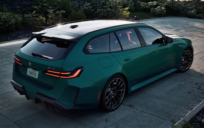 The sky lounge panoramic roof of the M5 Touring. | Weatherford BMW of Berkeley in Berkeley CA