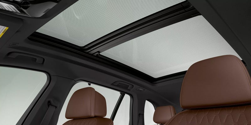 The moonroof option in the 2026 BMW X5 in Berkeley, CA