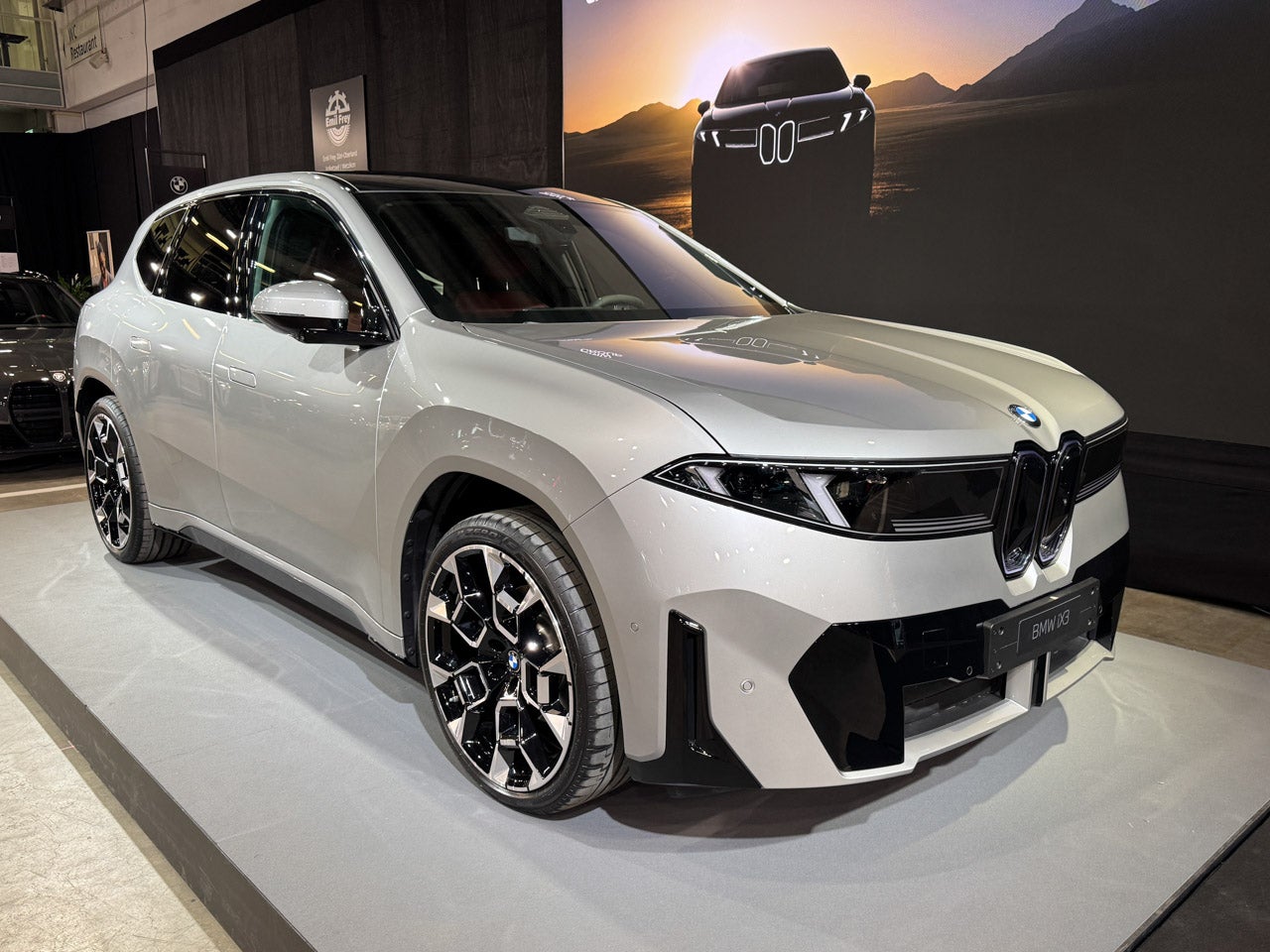 BMW iX3